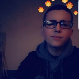 Meet your Posher, Diego